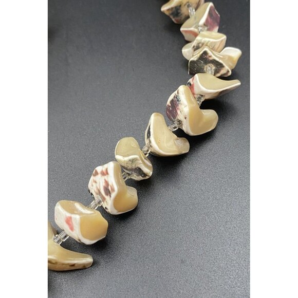 Les Bernard Style Necklace Boho Polished Shell Beaded 29" Natural Seashell Beach - Picture 5 of 7
